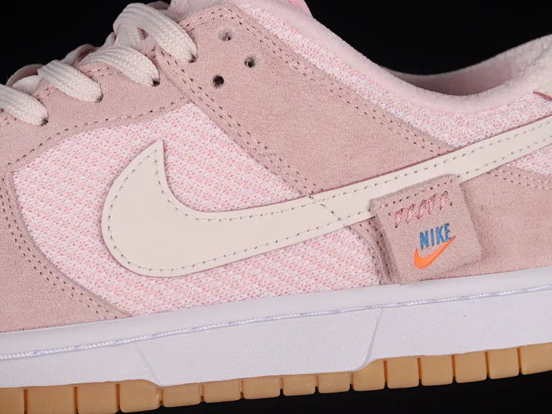All categories Nk SB Dunk series Nk SB Dunk Low low-top sneakers F version Nk Dunk Low "Teddy Bear" pink teddy bear SB low-top sports and leisure sneakers DZ5318-640